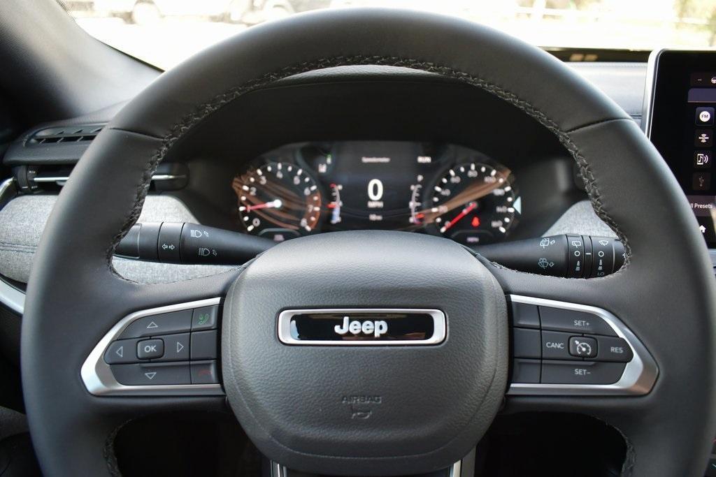 new 2024 Jeep Compass car, priced at $30,001