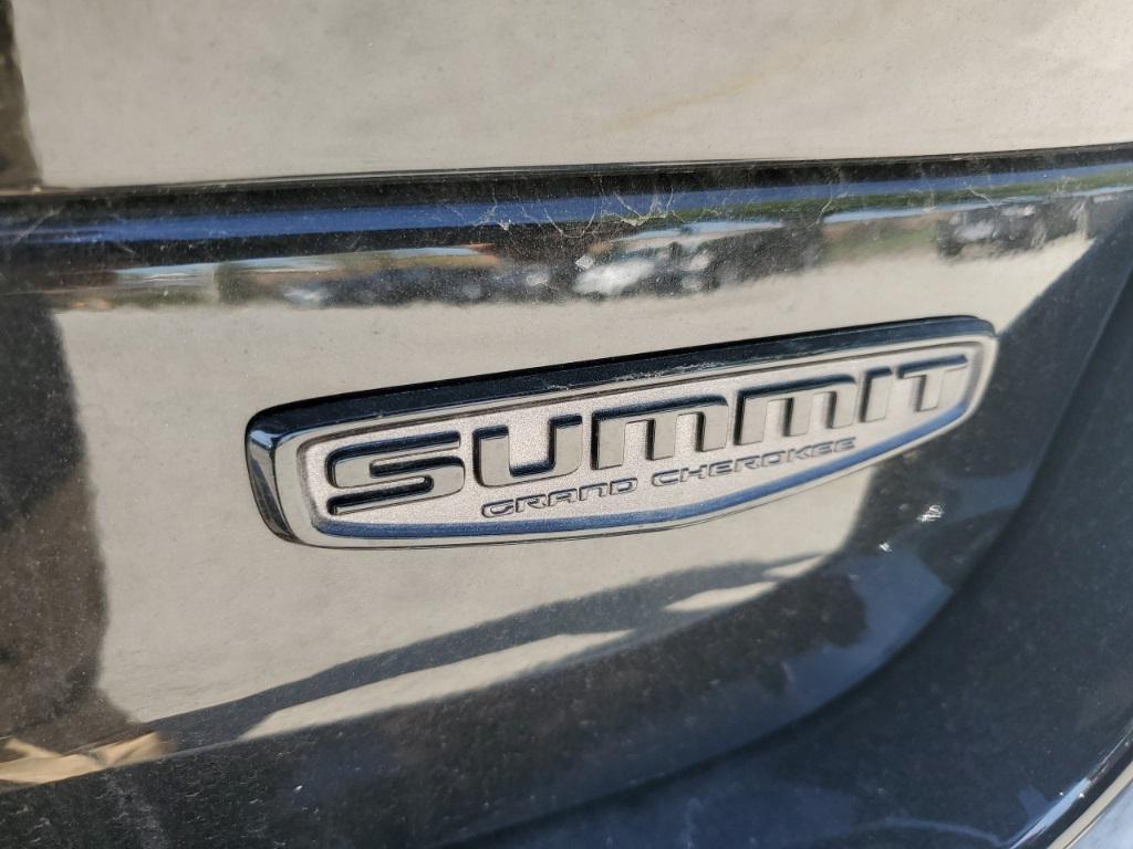 new 2025 Jeep Grand Cherokee car, priced at $56,231