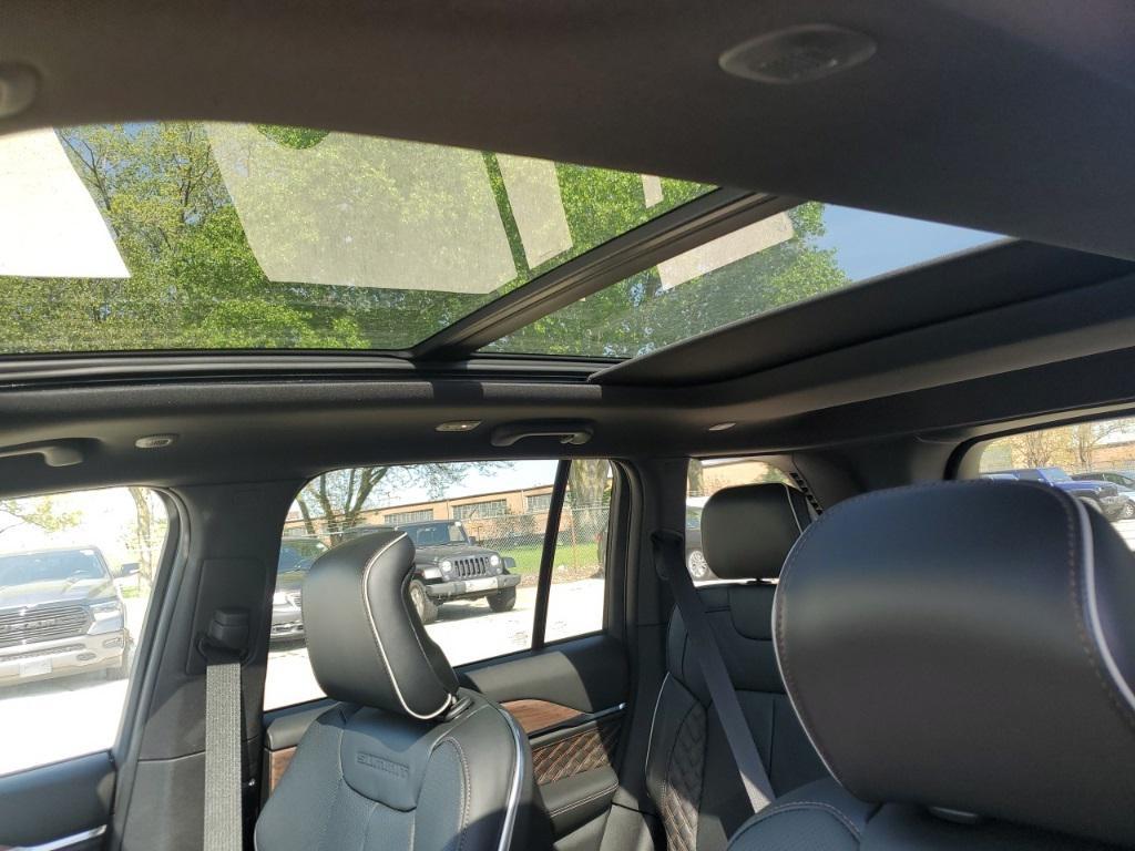 new 2025 Jeep Grand Cherokee car, priced at $56,231