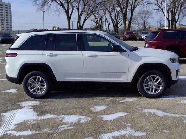 new 2025 Jeep Grand Cherokee car, priced at $34,922