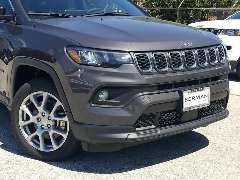 new 2024 Jeep Compass car, priced at $28,336