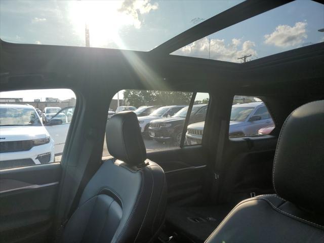 new 2025 Jeep Grand Cherokee car, priced at $46,234