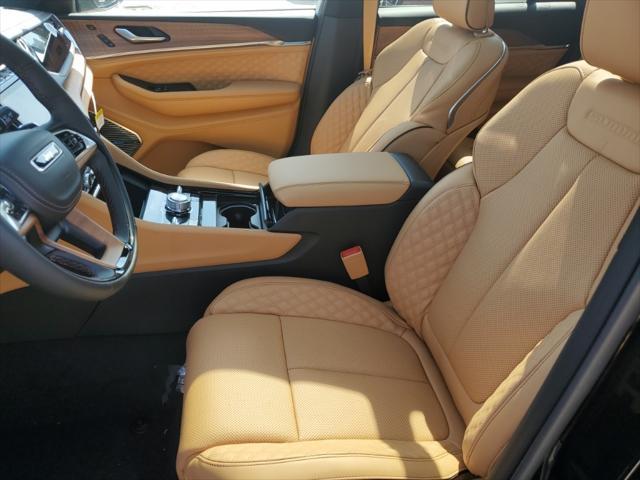 new 2025 Jeep Grand Cherokee car, priced at $57,270