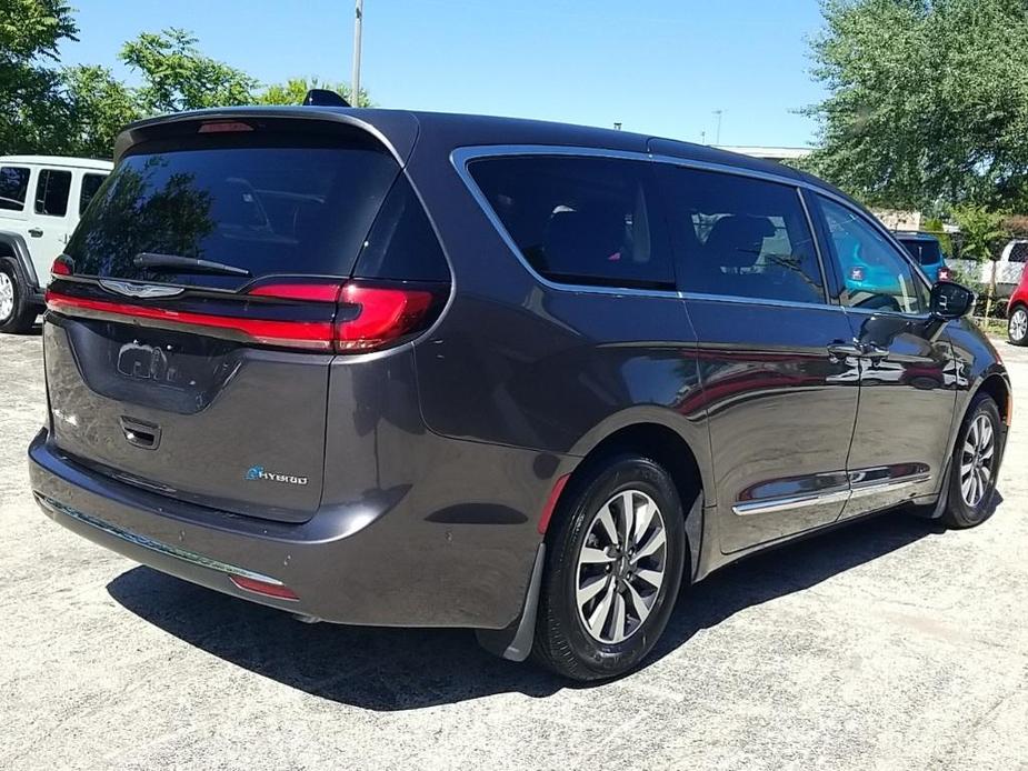 used 2023 Chrysler Pacifica Hybrid car, priced at $41,500