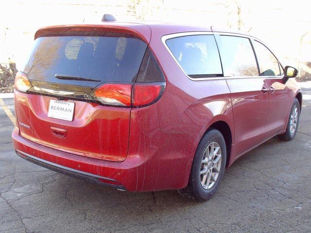 new 2025 Chrysler Voyager car, priced at $40,685