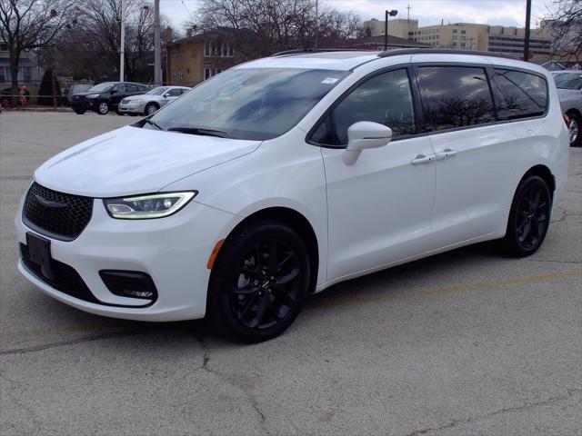 used 2021 Chrysler Pacifica car, priced at $29,920