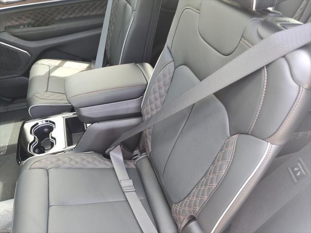new 2025 Jeep Grand Cherokee L car, priced at $54,808