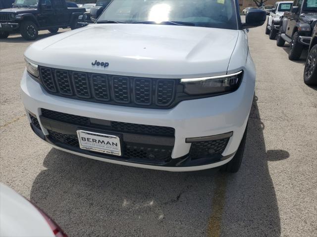 new 2025 Jeep Grand Cherokee L car, priced at $54,808