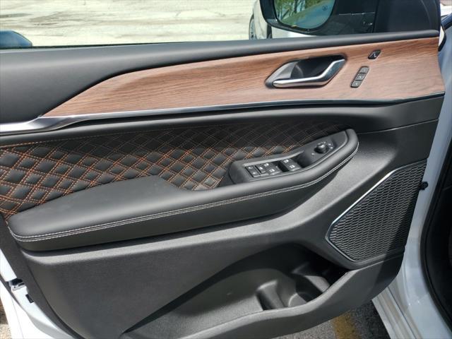 new 2025 Jeep Grand Cherokee L car, priced at $54,808