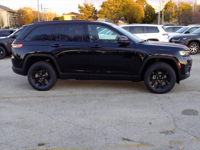 new 2025 Jeep Grand Cherokee car, priced at $40,773