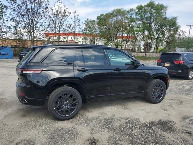 new 2025 Jeep Grand Cherokee car, priced at $53,683