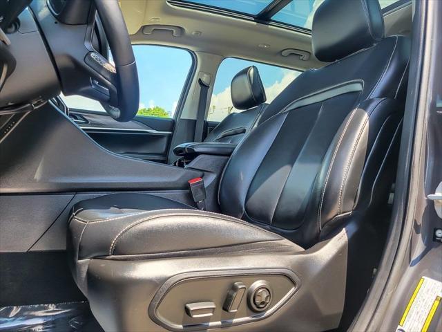 used 2022 Jeep Grand Cherokee L car, priced at $33,102