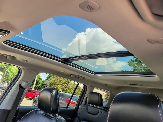 used 2022 Jeep Grand Cherokee L car, priced at $33,102