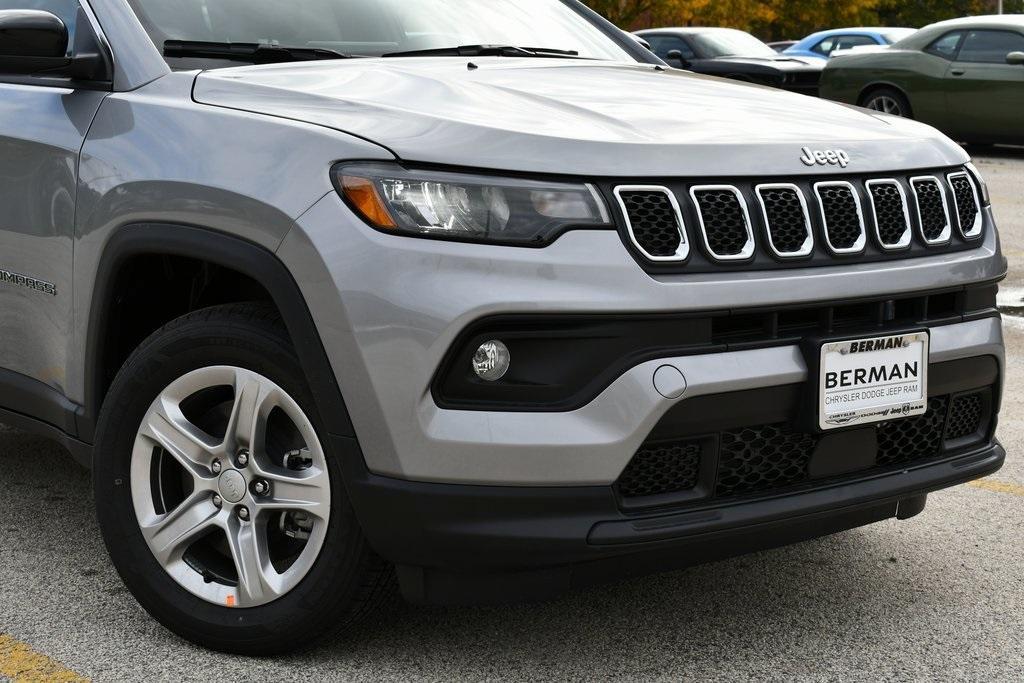 new 2024 Jeep Compass car, priced at $30,001