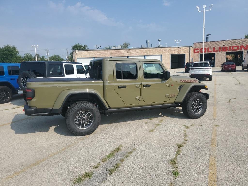 new 2025 Jeep Gladiator car, priced at $56,384