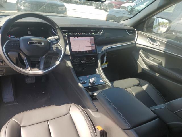 new 2025 Jeep Grand Cherokee car, priced at $43,655
