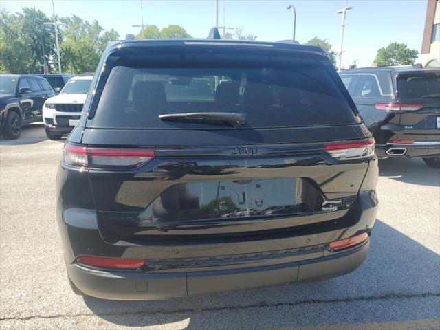 new 2025 Jeep Grand Cherokee car, priced at $43,655