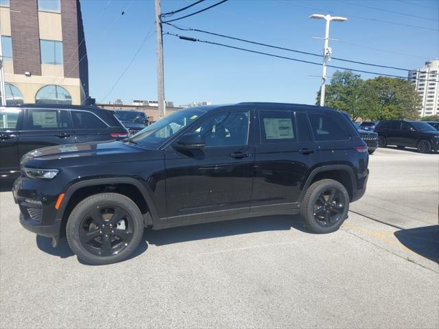 new 2025 Jeep Grand Cherokee car, priced at $43,655