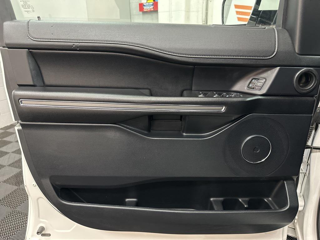 used 2020 Ford Expedition car, priced at $27,000