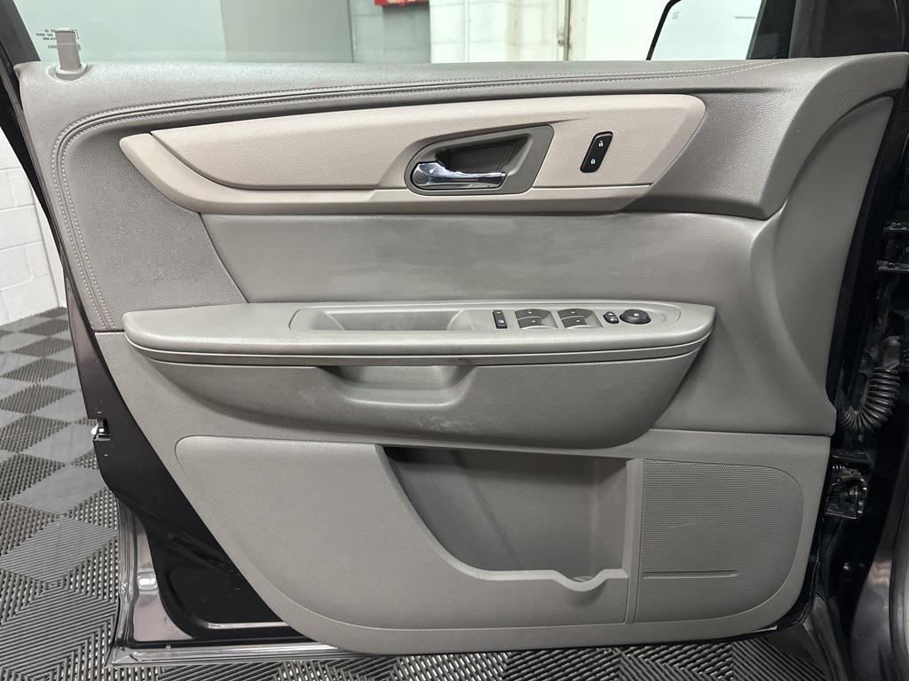 used 2016 Chevrolet Traverse car, priced at $10,500