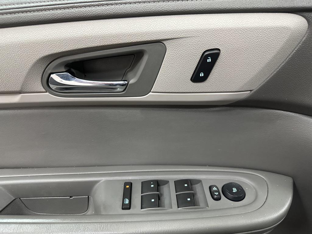 used 2016 Chevrolet Traverse car, priced at $10,500