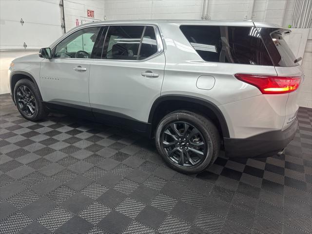 used 2021 Chevrolet Traverse car, priced at $28,500