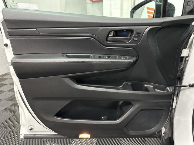 used 2024 Honda Odyssey car, priced at $32,000