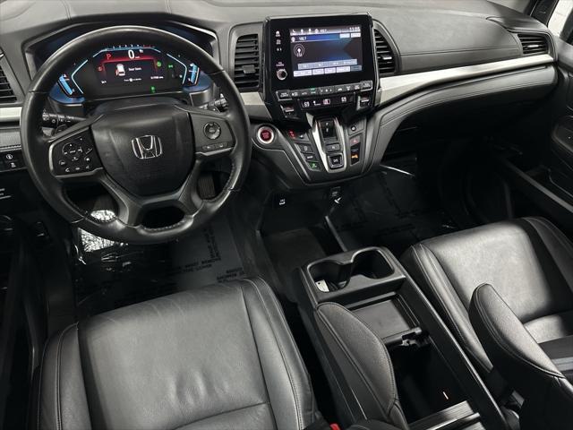 used 2024 Honda Odyssey car, priced at $32,000