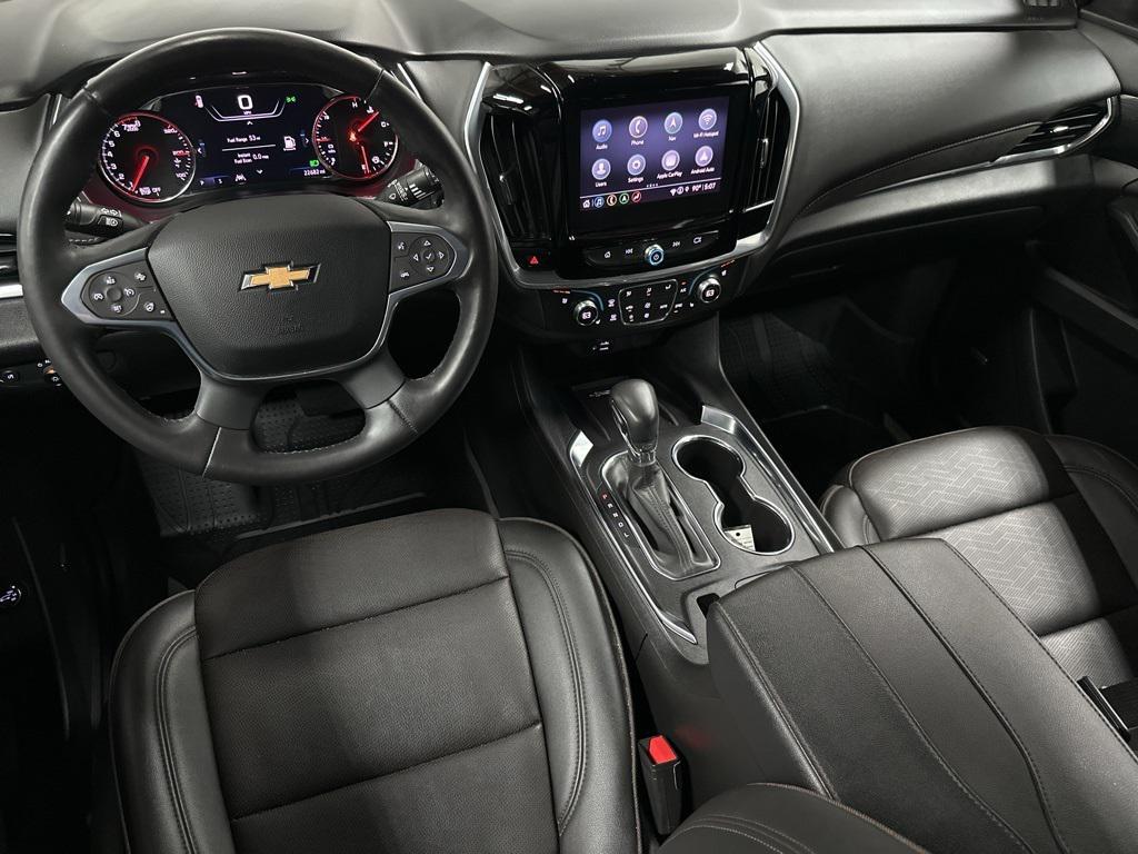 used 2022 Chevrolet Traverse car, priced at $31,000