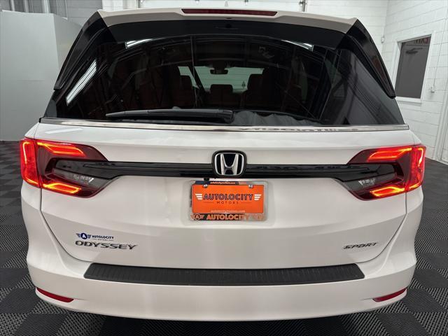 used 2024 Honda Odyssey car, priced at $32,000