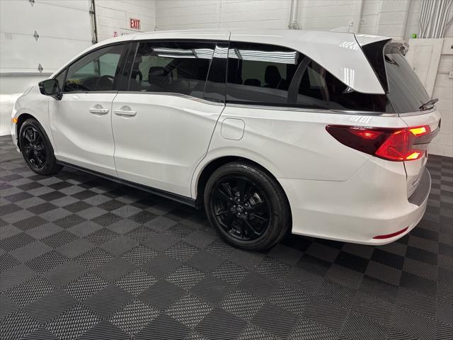 used 2024 Honda Odyssey car, priced at $32,000