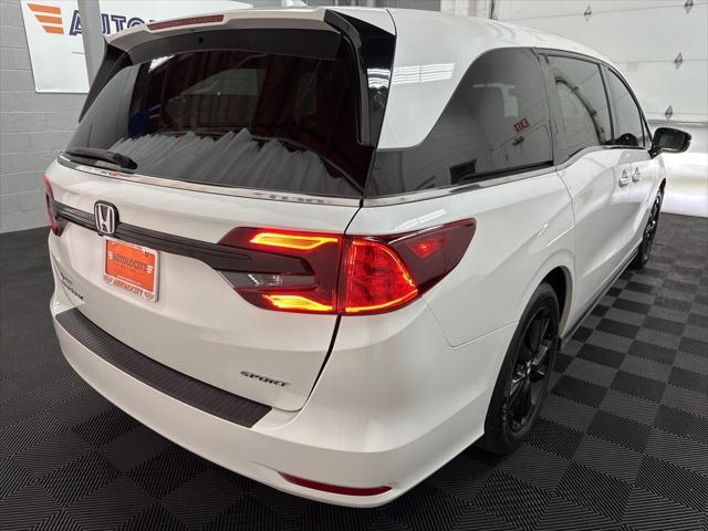 used 2024 Honda Odyssey car, priced at $32,000