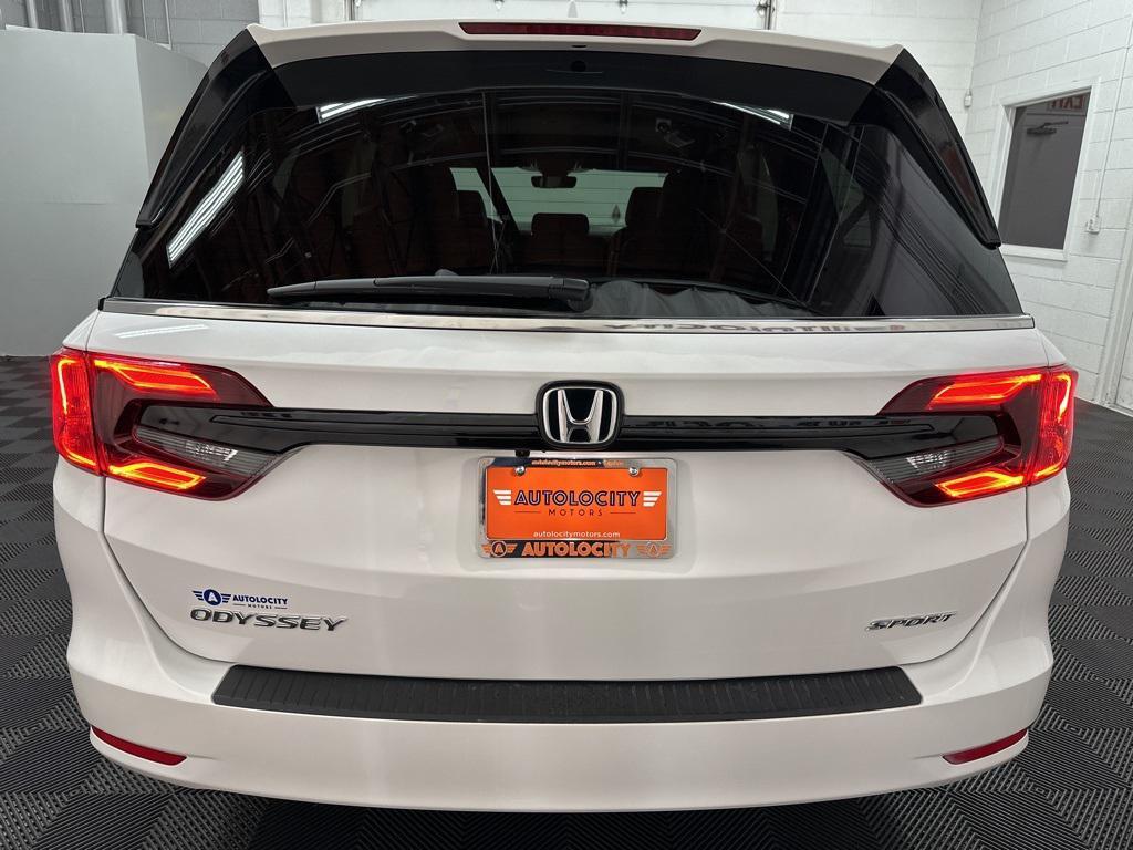 used 2024 Honda Odyssey car, priced at $31,000