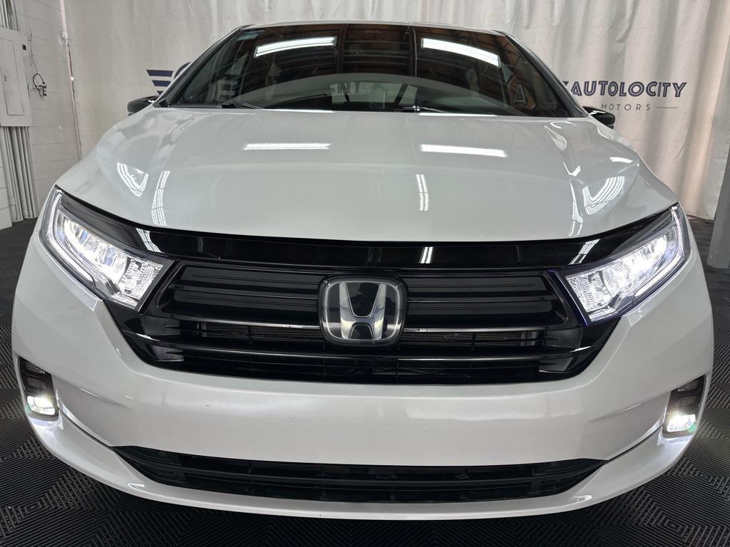 used 2024 Honda Odyssey car, priced at $31,000