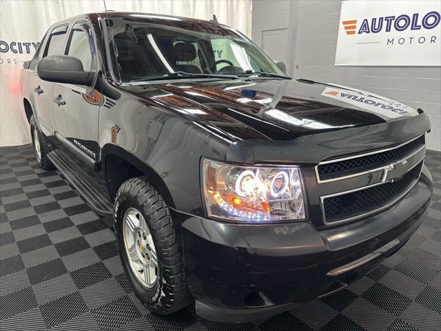 used 2008 Chevrolet Avalanche car, priced at $9,000