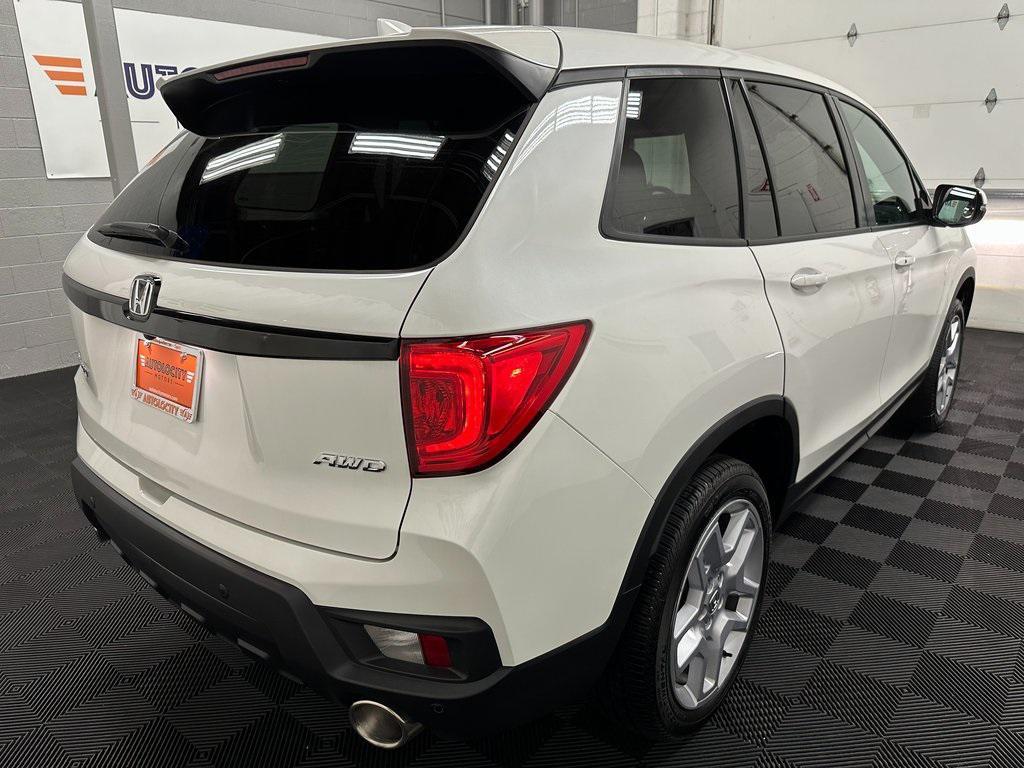 used 2025 Honda Passport car, priced at $31,500