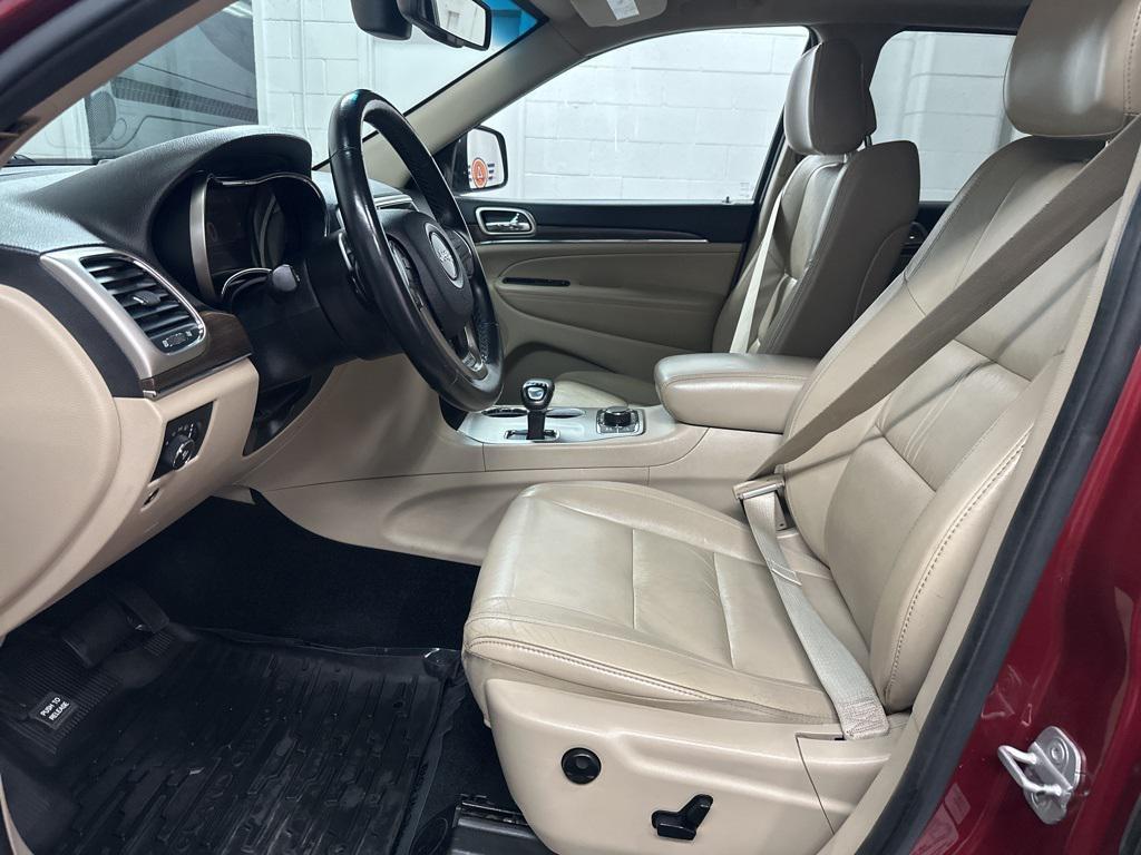 used 2014 Jeep Grand Cherokee car, priced at $11,995