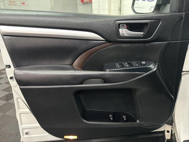 used 2018 Toyota Highlander car, priced at $25,000