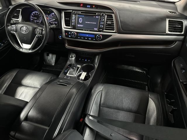 used 2018 Toyota Highlander car, priced at $25,000