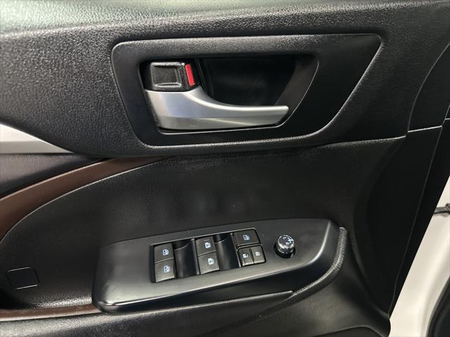 used 2018 Toyota Highlander car, priced at $25,000