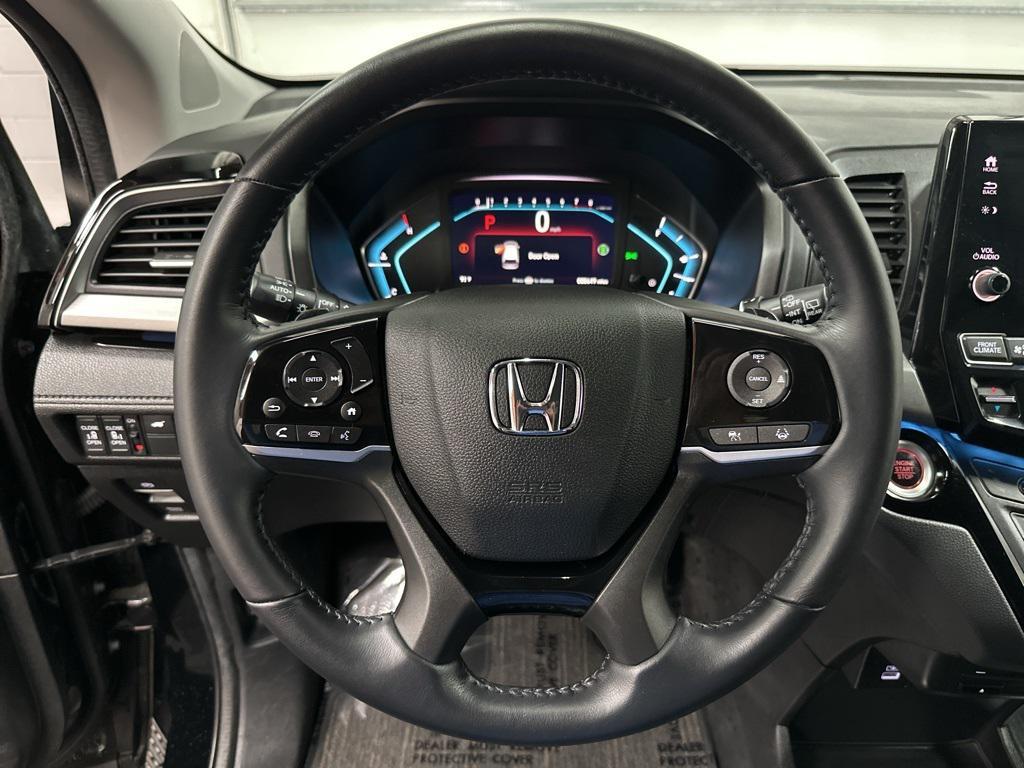 used 2024 Honda Odyssey car, priced at $35,000