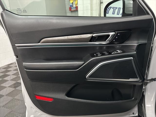 used 2024 Kia Telluride car, priced at $41,500