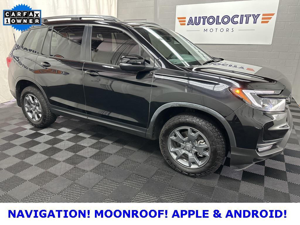 used 2025 Honda Passport car, priced at $34,500