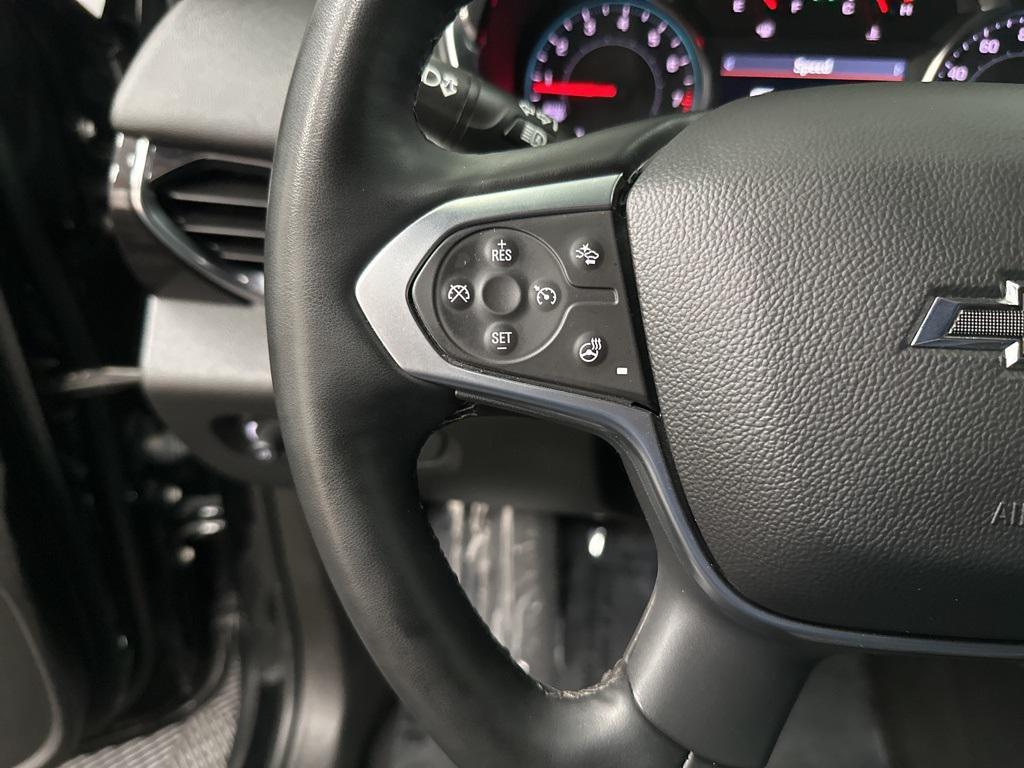 used 2023 Chevrolet Traverse car, priced at $30,000