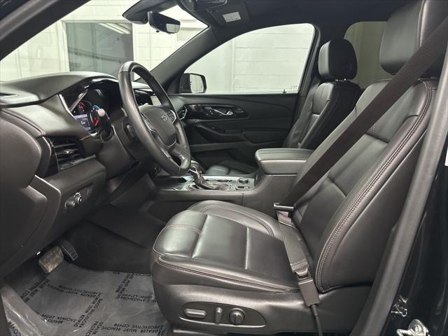 used 2023 Chevrolet Traverse car, priced at $33,000