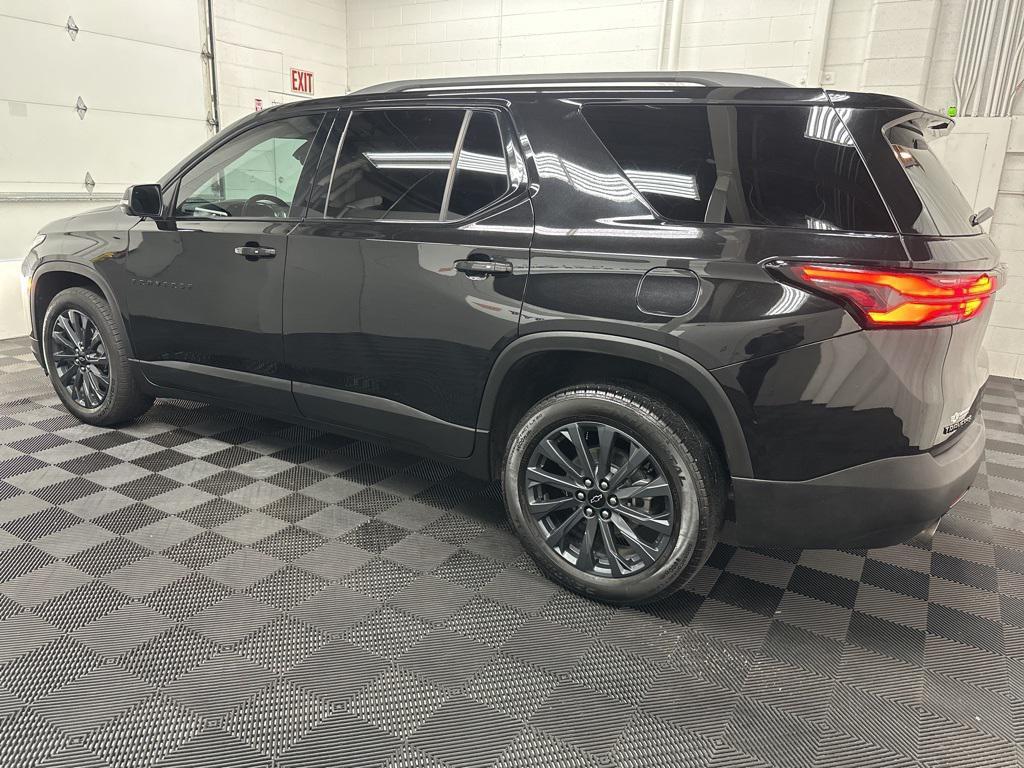 used 2023 Chevrolet Traverse car, priced at $30,000