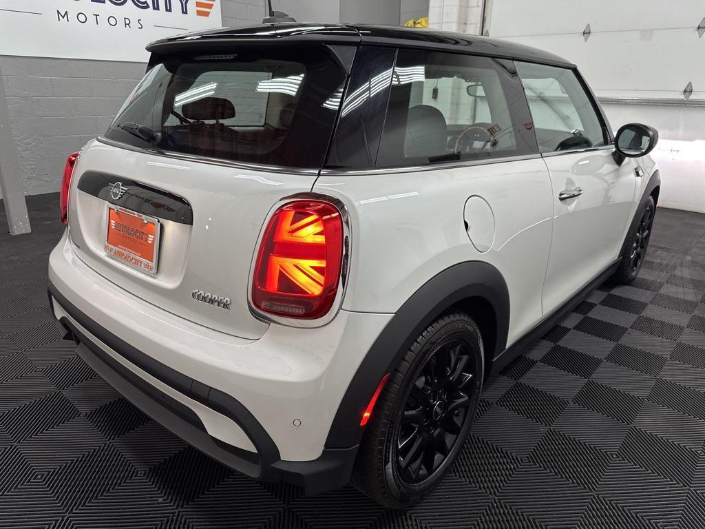 used 2023 MINI Hardtop car, priced at $22,000