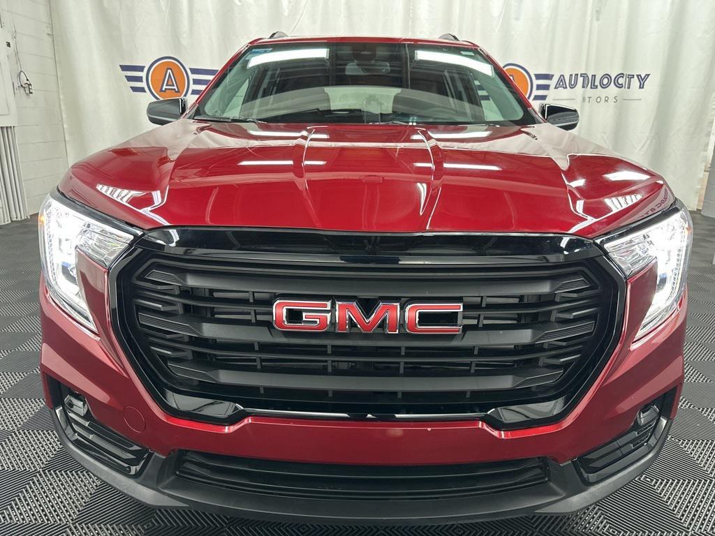 used 2024 GMC Terrain car, priced at $25,000