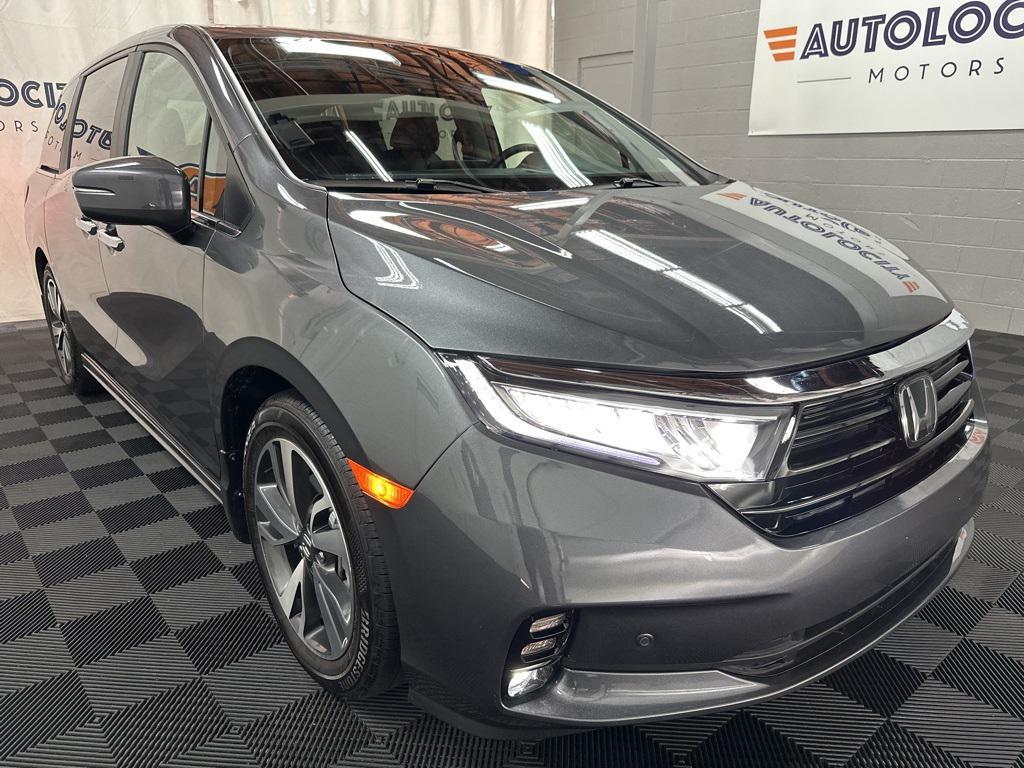 used 2024 Honda Odyssey car, priced at $34,500