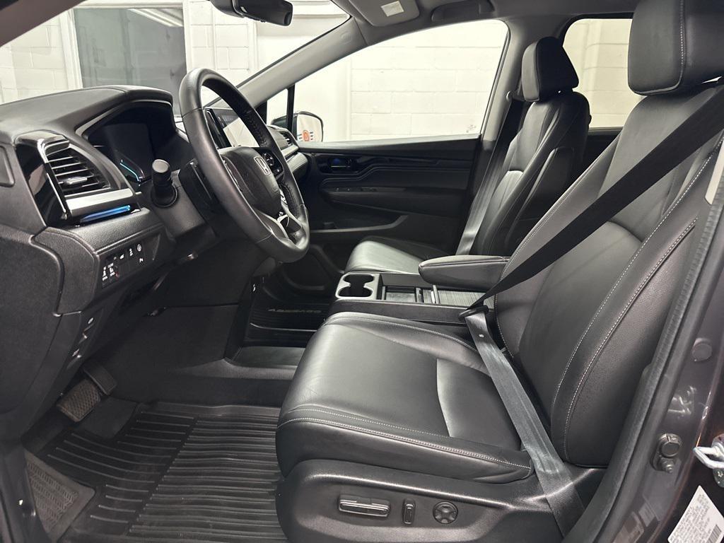 used 2024 Honda Odyssey car, priced at $34,500